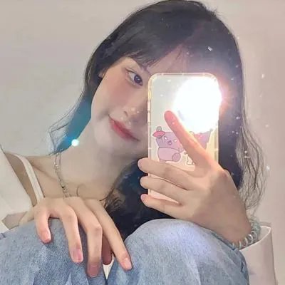 红唇相吻